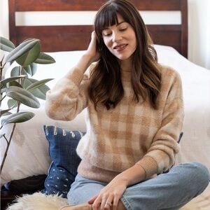 SEZANE BECKY KNIT 🤎🤍🤎 Beige and Écru Gingham Sweater